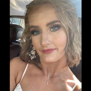 Meet your Posher, Ellen